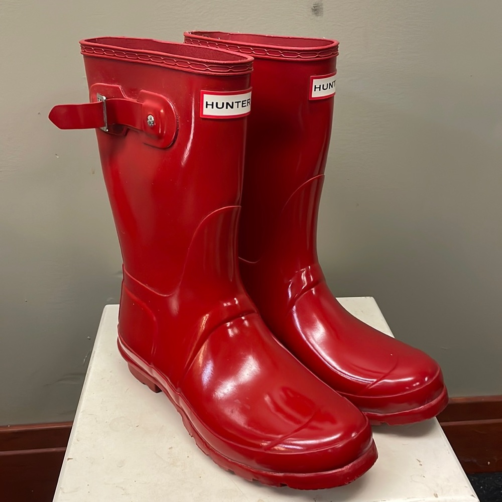 Red Hunter boots with socks